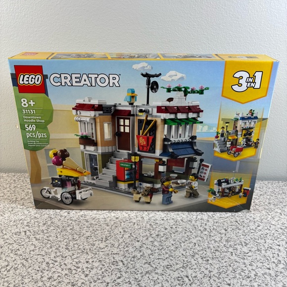 LEGO Creator 3-in1: Downtown Noodle Shop 31131 Retired Set Kit